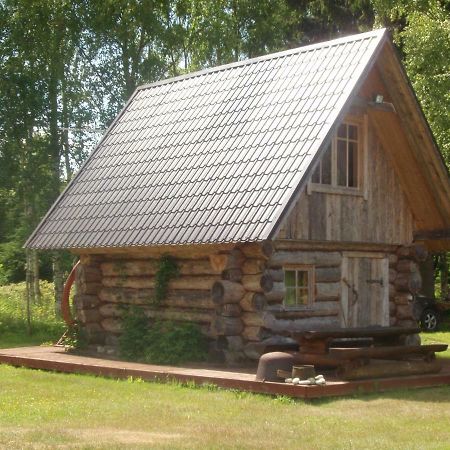Pauka Holiday House Palli Room photo